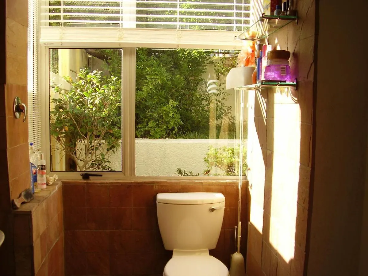 Silverhill Rentals Cape Town Pansiyon