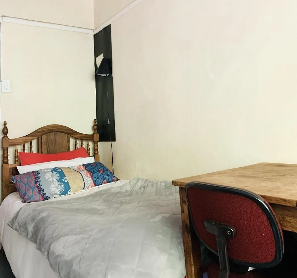 Silverhill Rentals Cape Town Pansiyon